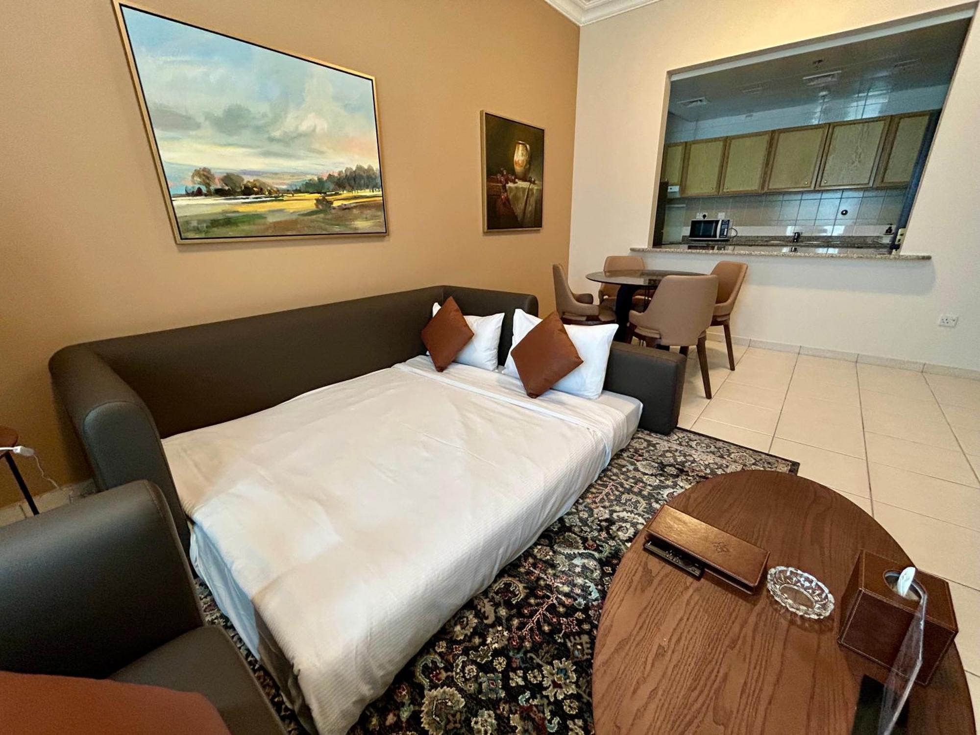 Al Nakheel Hotel Apartments Abu Dhabi Exteriör bild
